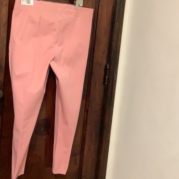 Pretty peach Lane Bryant Allie pull on Ponte pants, sz 18 - Picture 3 of 6